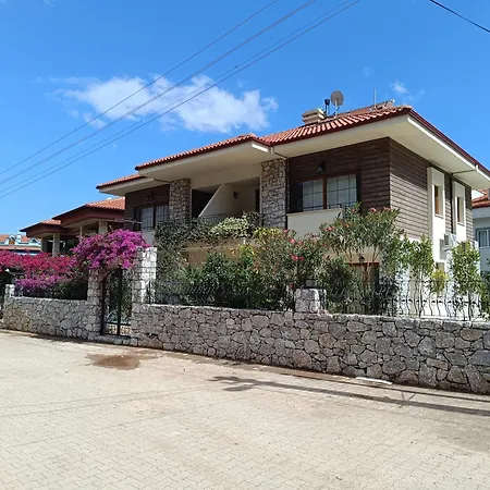 アパートホテル Mihenk