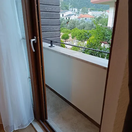 Mihenk Apart-hotel *
